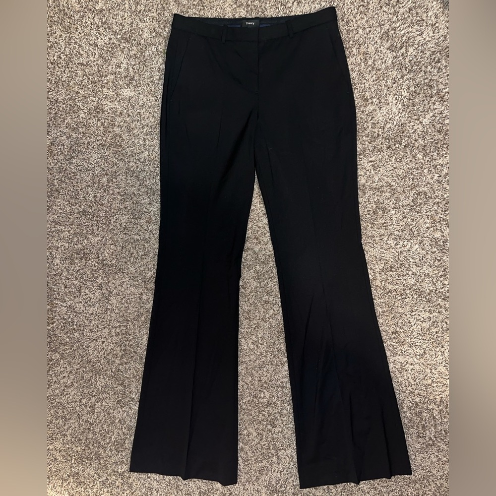 Theory Black Demitria Pant in Good Wool Size 6 NWOT Midrise Flare Dress Pant